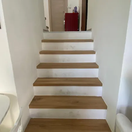 Bitez Aktur Sitesi Oezel Plajli Bodrum